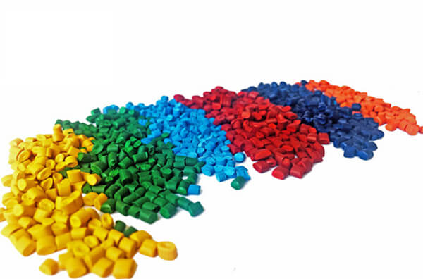 塑料制品彩色母粒的特点